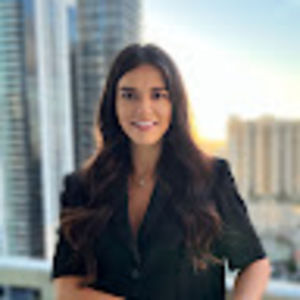 Meet your Posher, Daniela